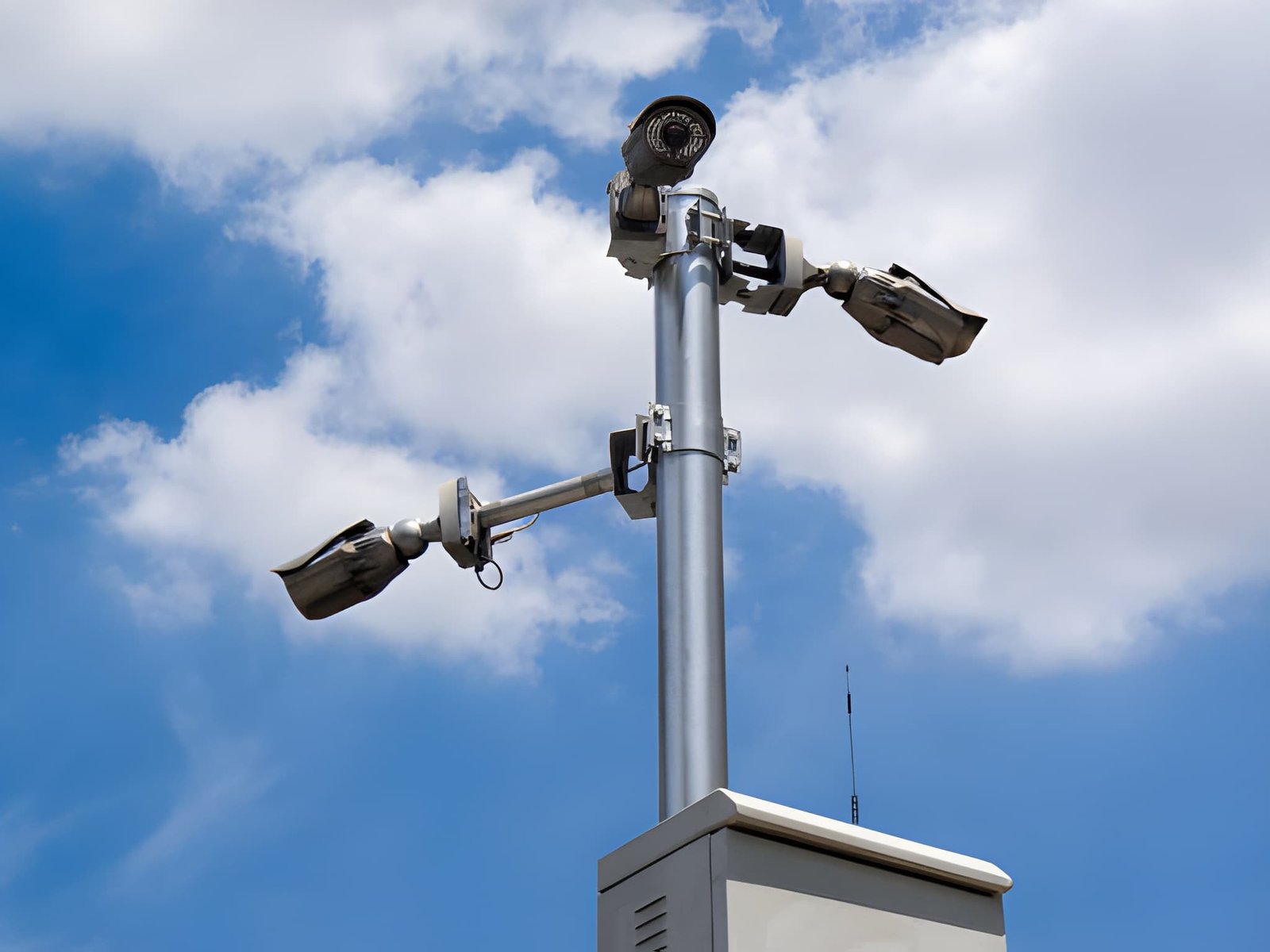 SON Technology Why AXIS Surveillance Systems Lead the Security Industry